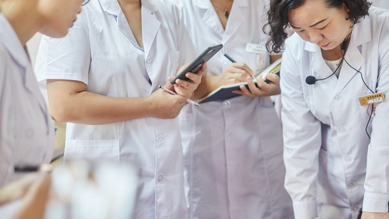 艾灸仪：如何挑选适合家用，守护健康之道**